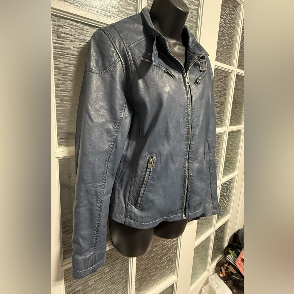 Overland Leather Jacket - Picture 3 of 16